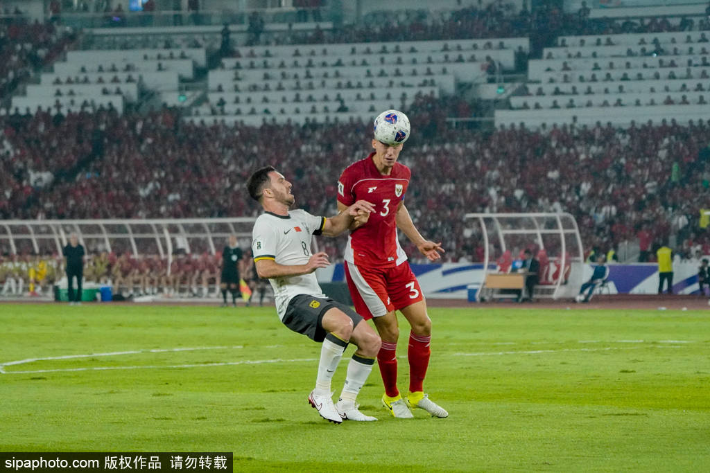 关于无尽激情：球队与对手激战，场上气氛紧张！的信息