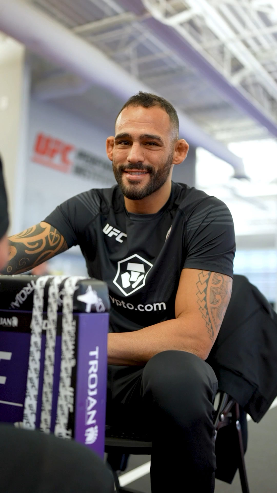 阿根廷拳击选手技压群雄荣膺金牌