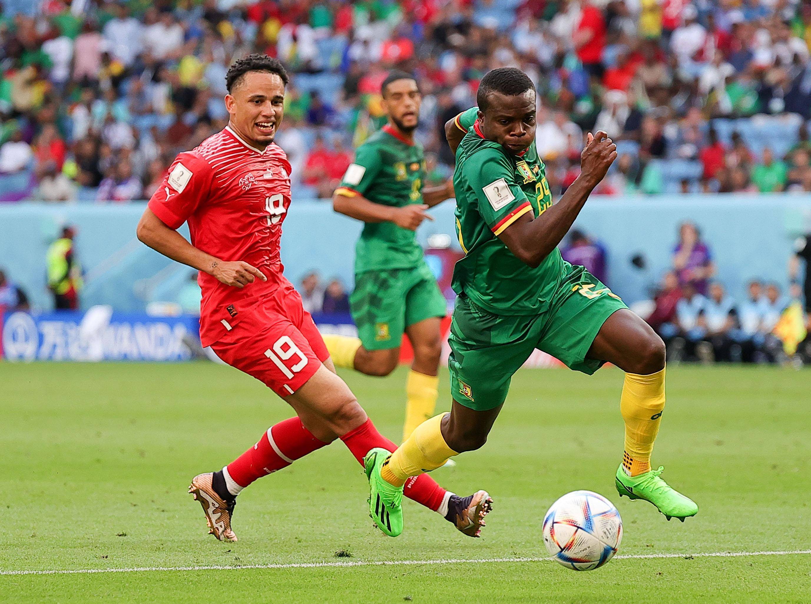 包含塞尔维亚队战平对手，晋级前景雾里看花的词条