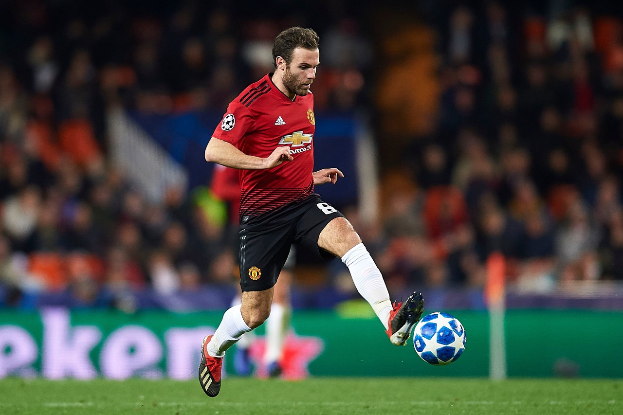 捷克人梅纳争夺加拉塔萨雷的签约