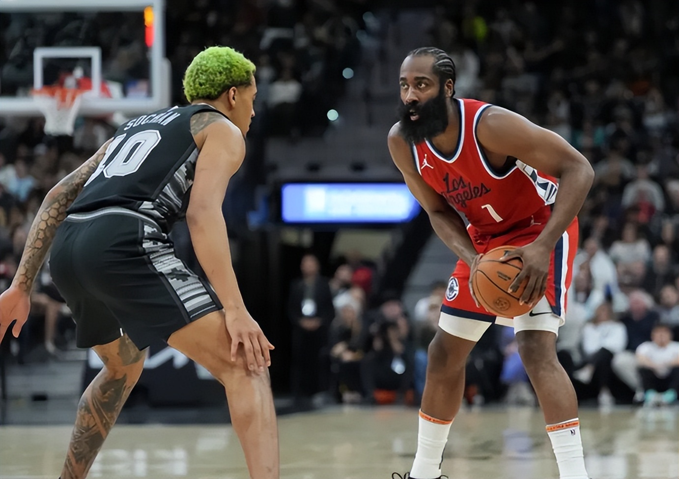 骑士主场大胜马刺，以强大实力取胜的简单介绍