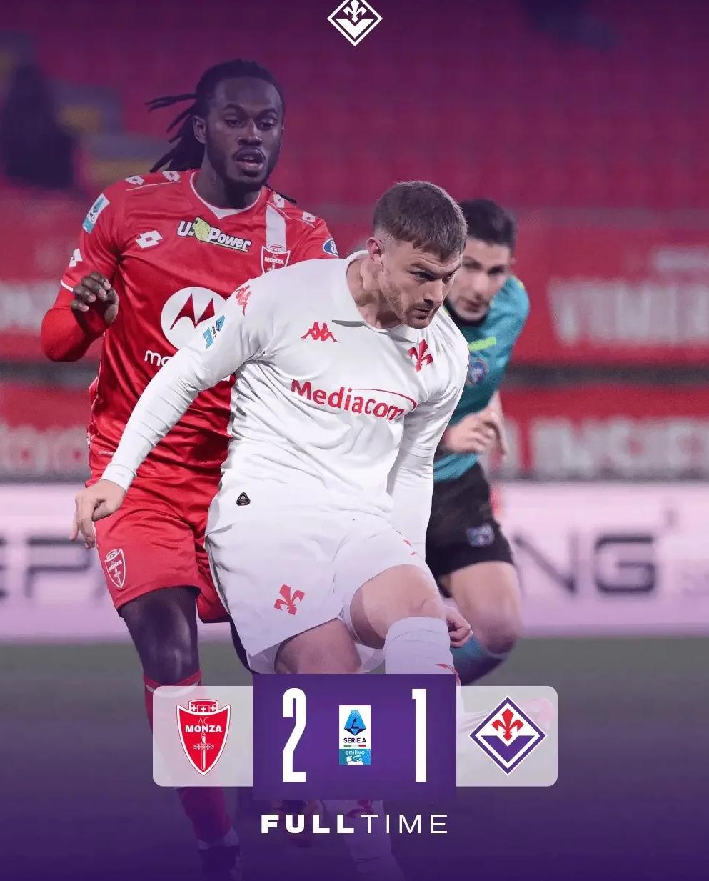 包含佛罗伦萨客场逆袭获胜，全队庆祝的词条