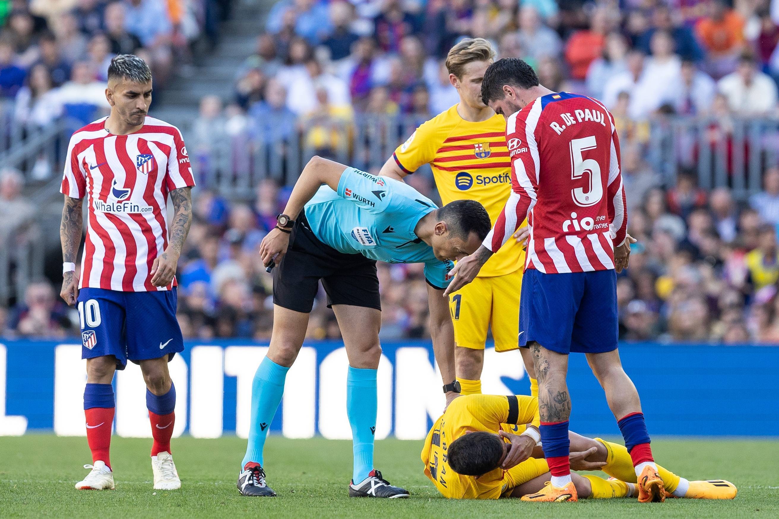 西班牙队大胜希腊，晋级半决赛