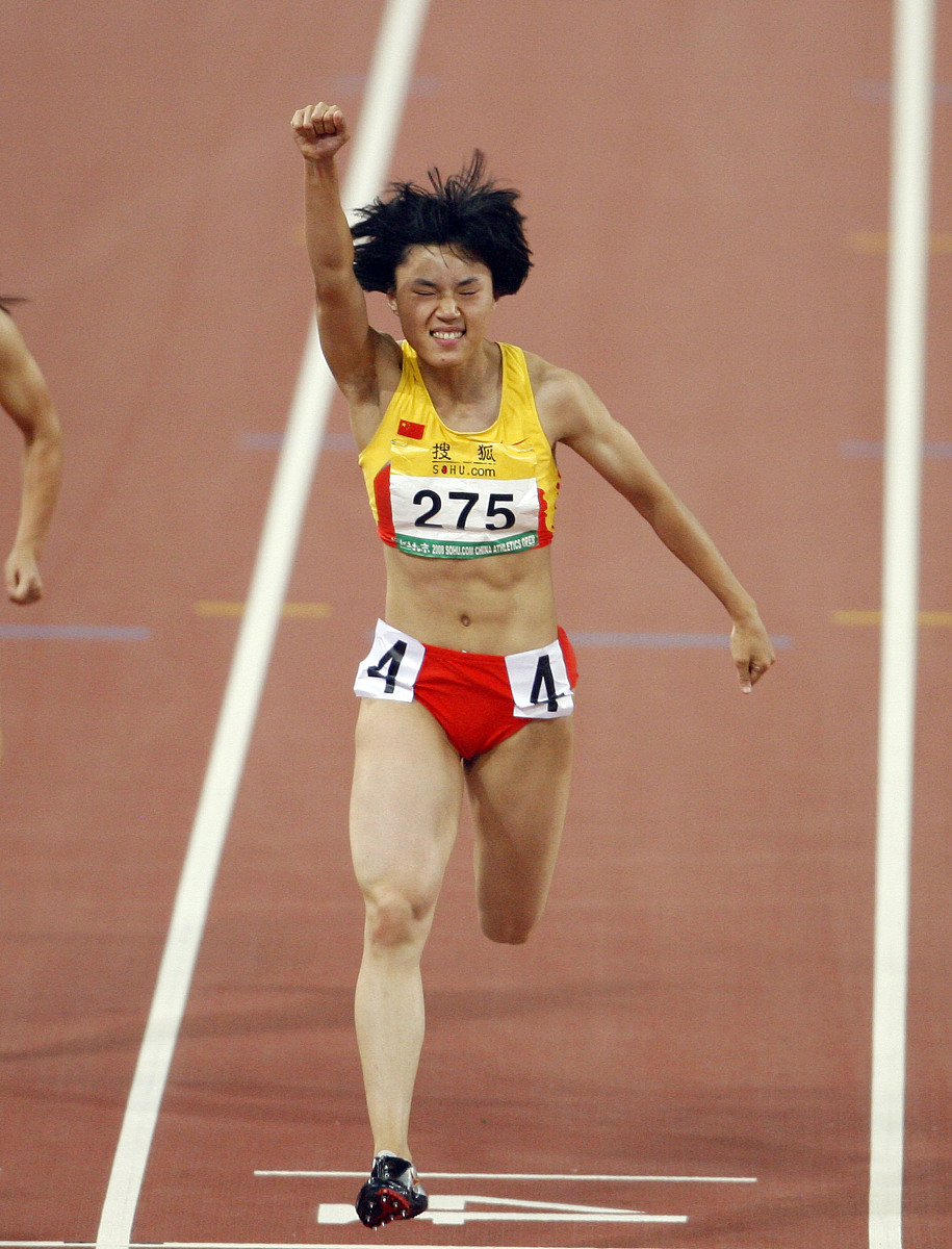 谁能够在争夺中脱颖而出，成为比赛的真正强者？