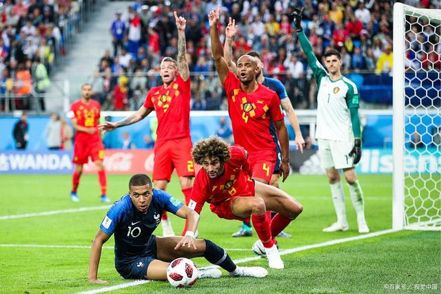 爱尔兰队精彩夺胜，晋级十六强