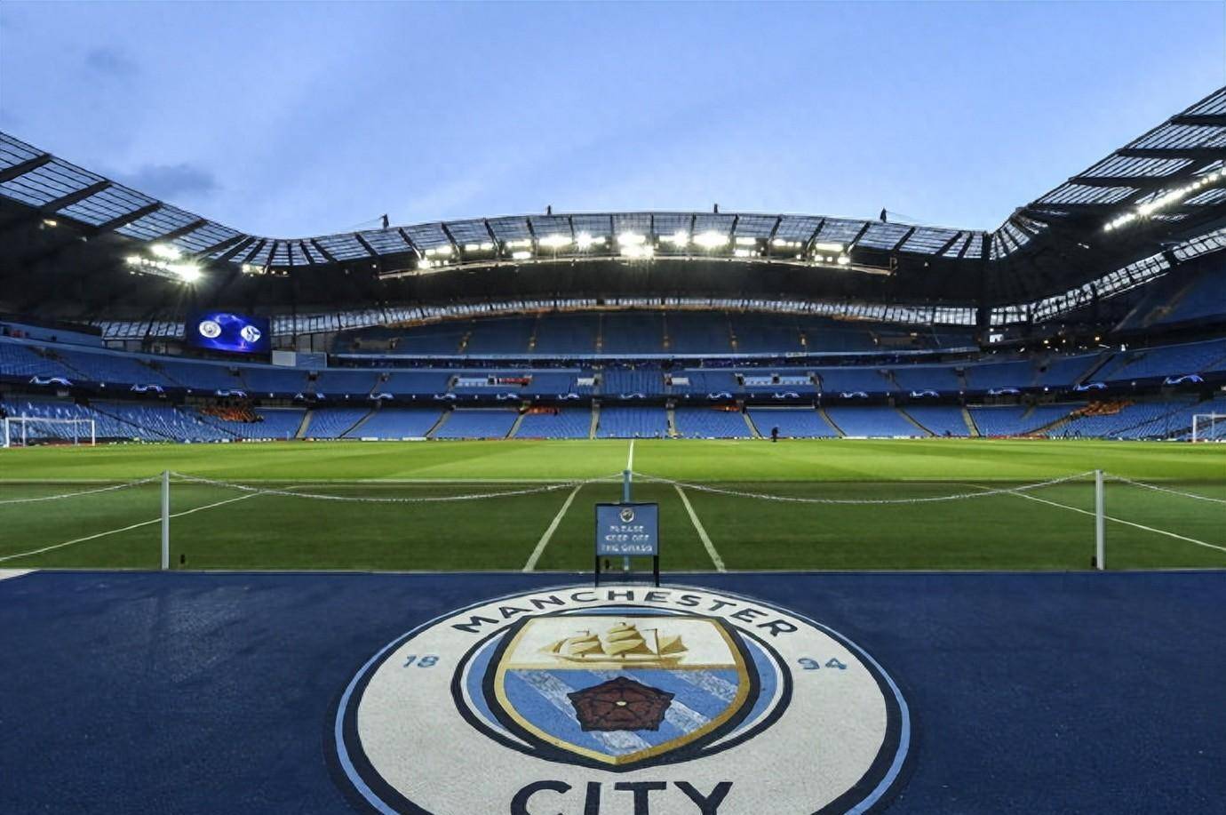 包含曼城客场告捷，蓝月亮稳固领先的词条