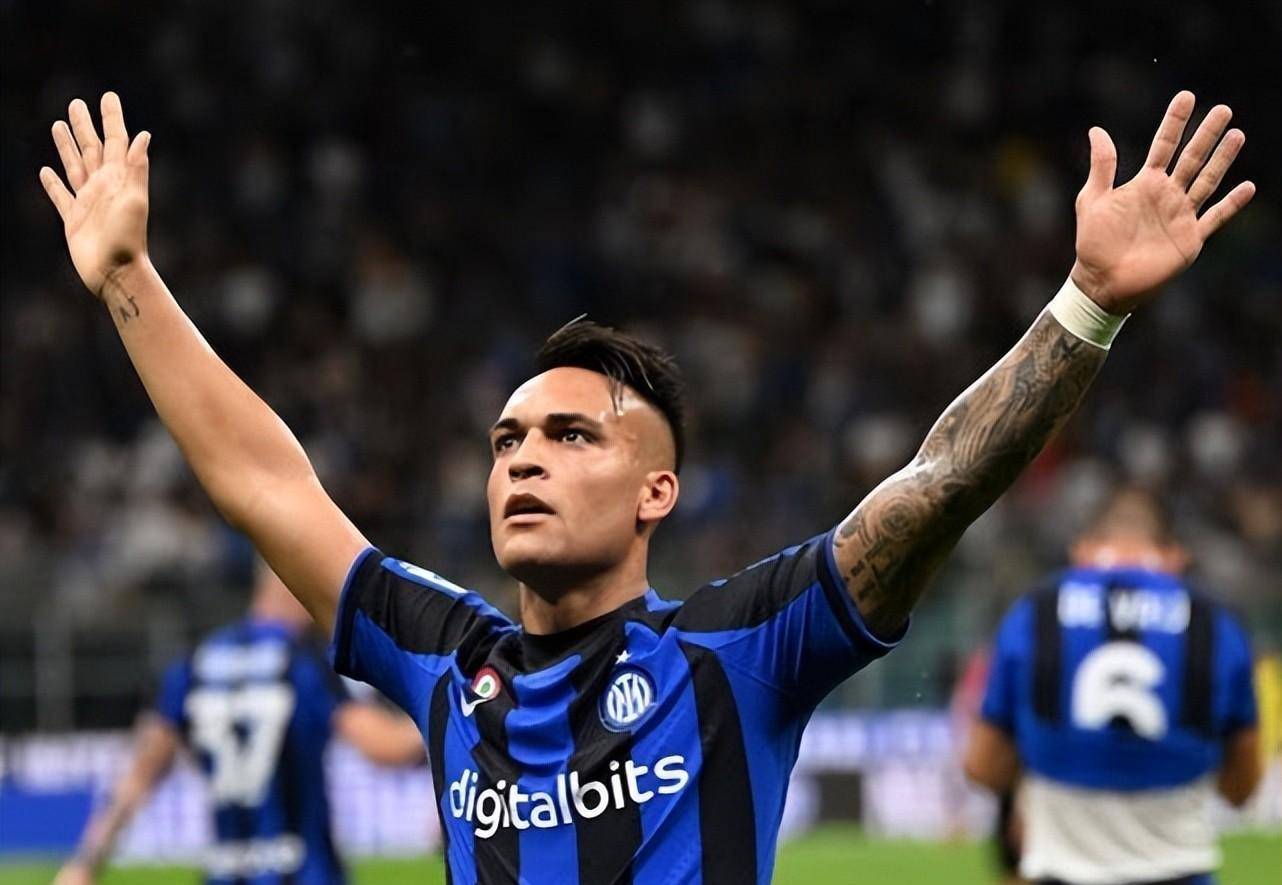 桑普多利亚攻陷里尔主场，夺得关键三分的简单介绍