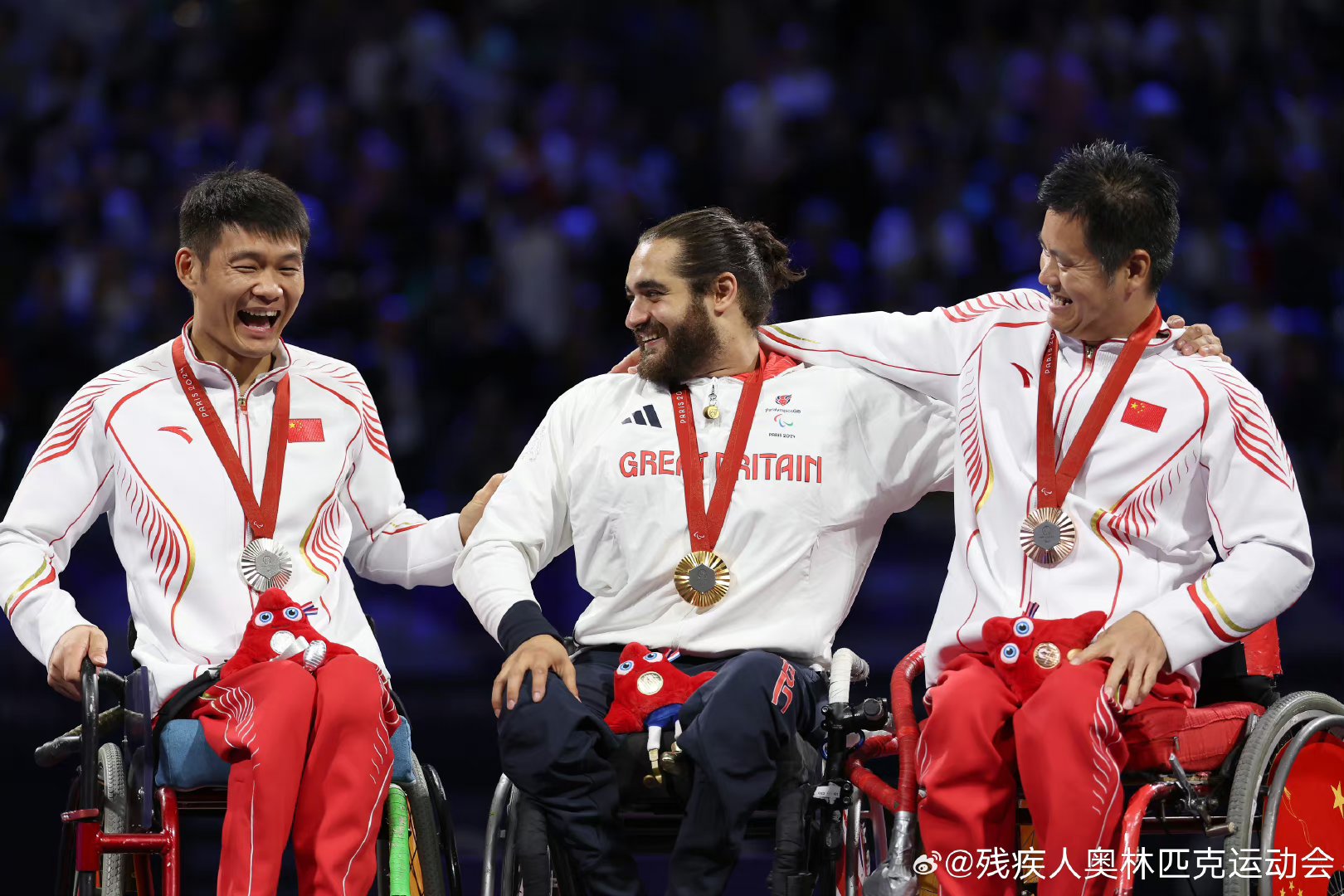 瑞士选手克莱儿参加击剑个人决赛