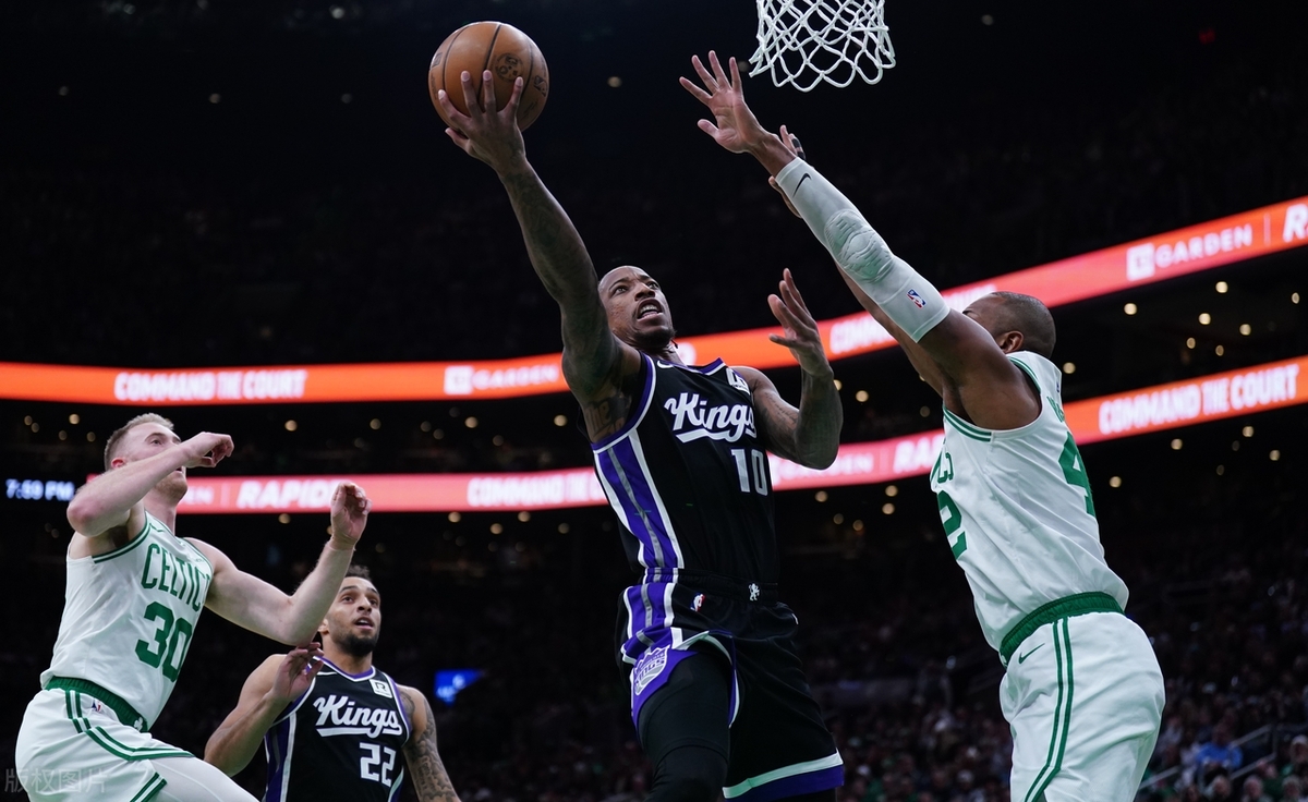 猛龙力克魔术,德罗赞砍下30分 猛龙力克魔术,德罗赞砍下30分