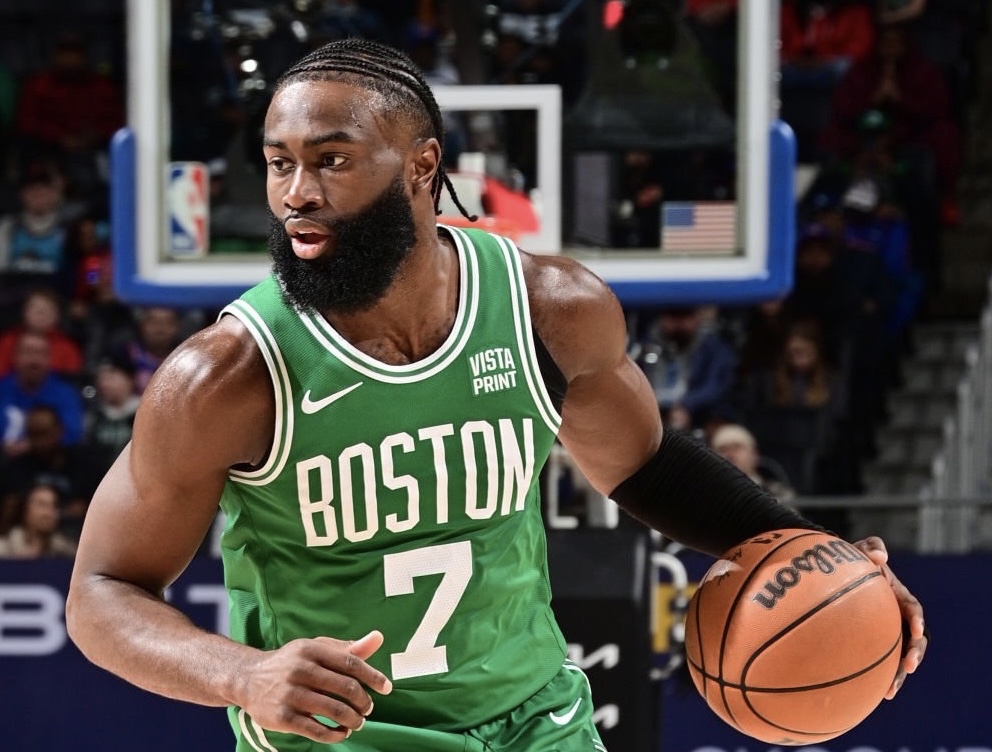 活塞不敌凯尔特人，遭遇两连败