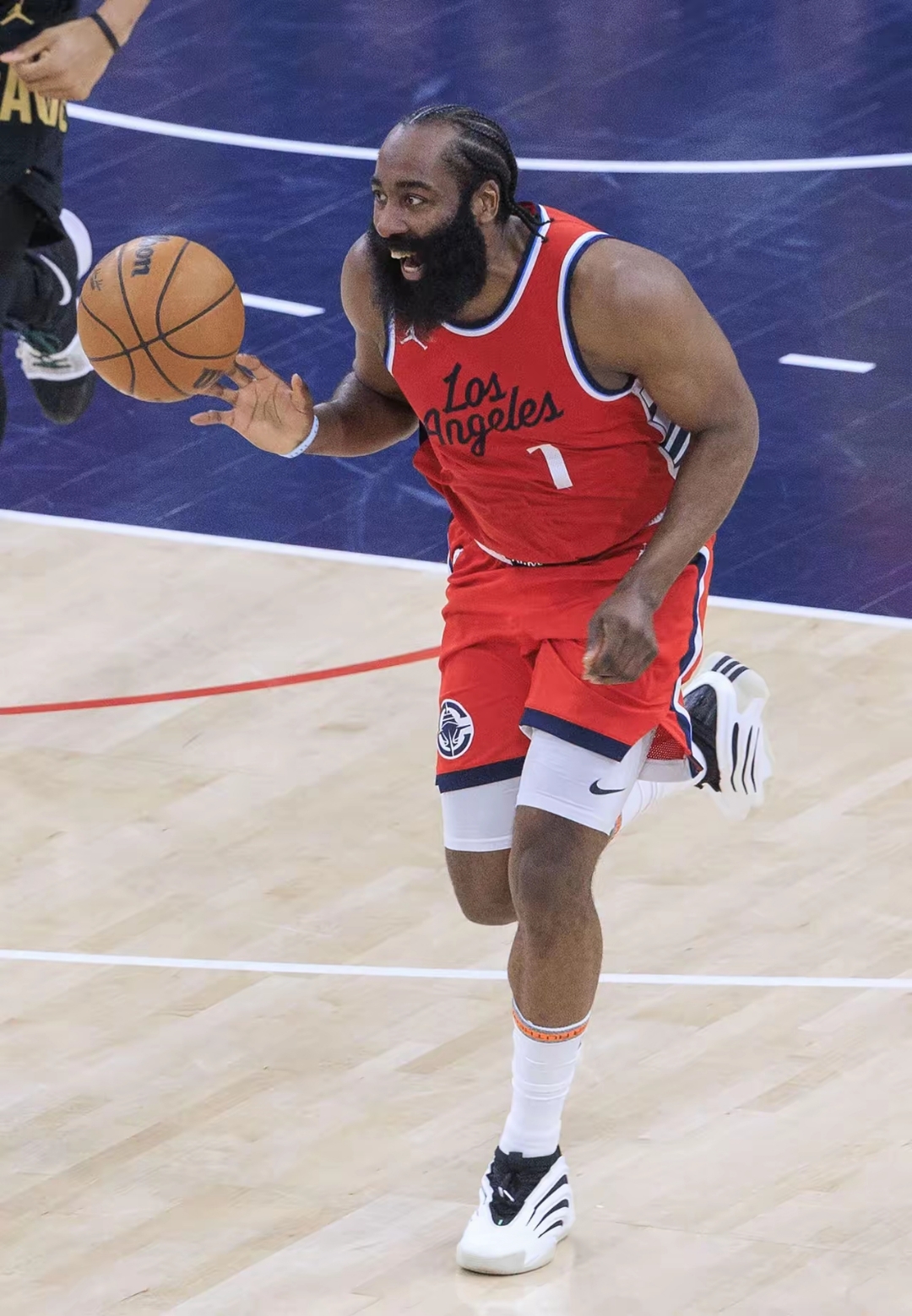 快船横扫尼克斯，乔治砍下29分领军获胜的简单介绍