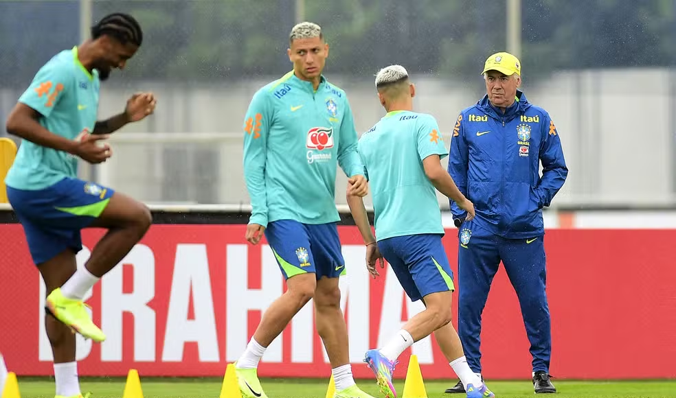 关于巴西主帅提前结束合同,引发球迷猜疑的信息 关于巴西主帅提前结束合同,引发球迷猜疑的信息